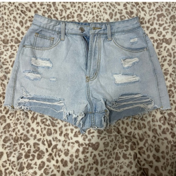 Set of three Jean shorts! - Picture 6 of 15